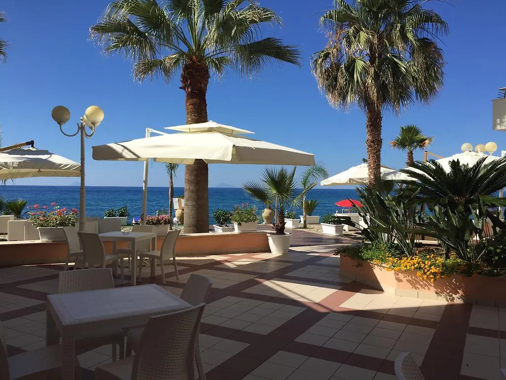 La Scogliera Blu Aparthotel Caronia