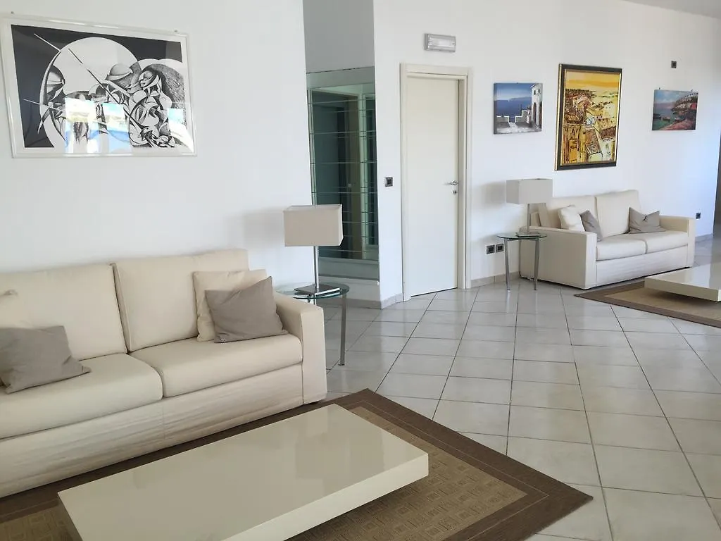 La Scogliera Blu Aparthotel Caronia