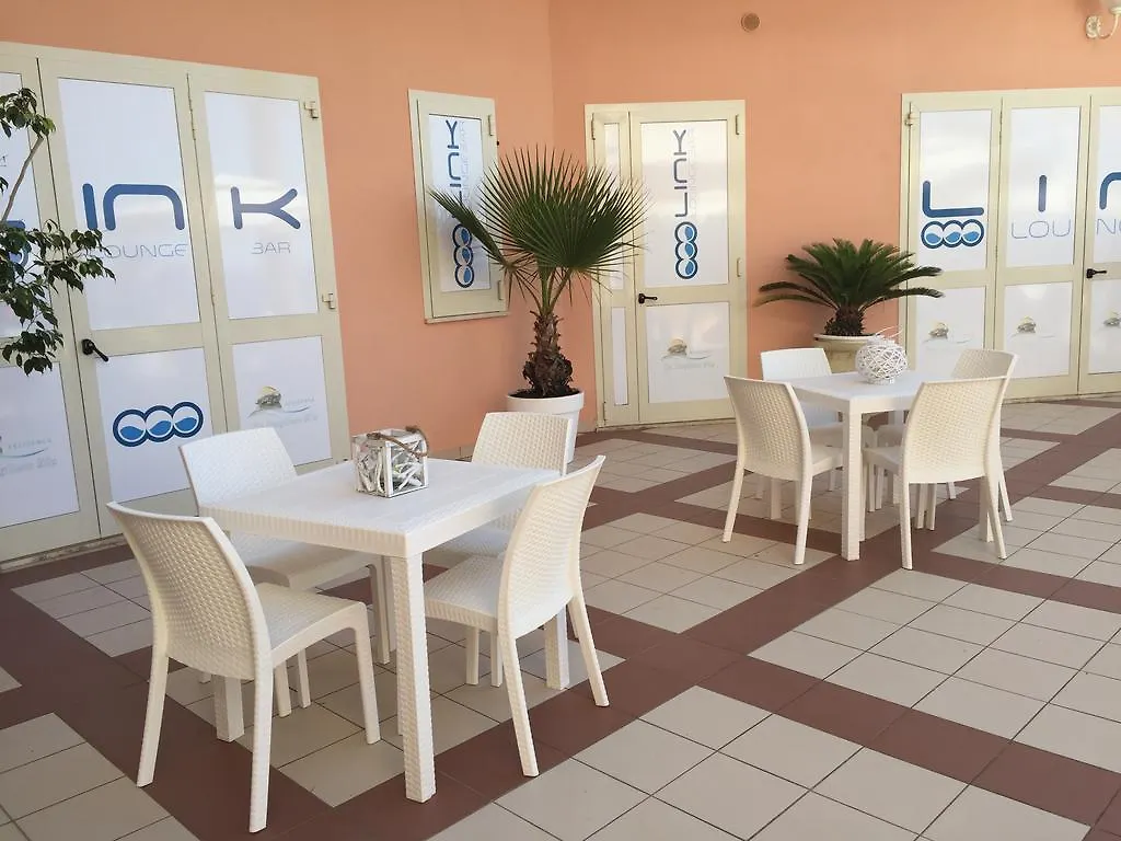 Aparthotel La Scogliera Blu à Caronia