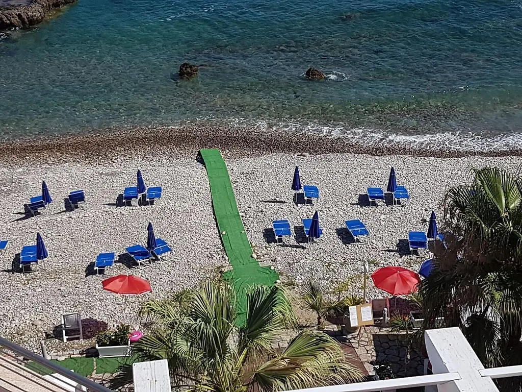 La Scogliera Blu Aparthotel Caronia