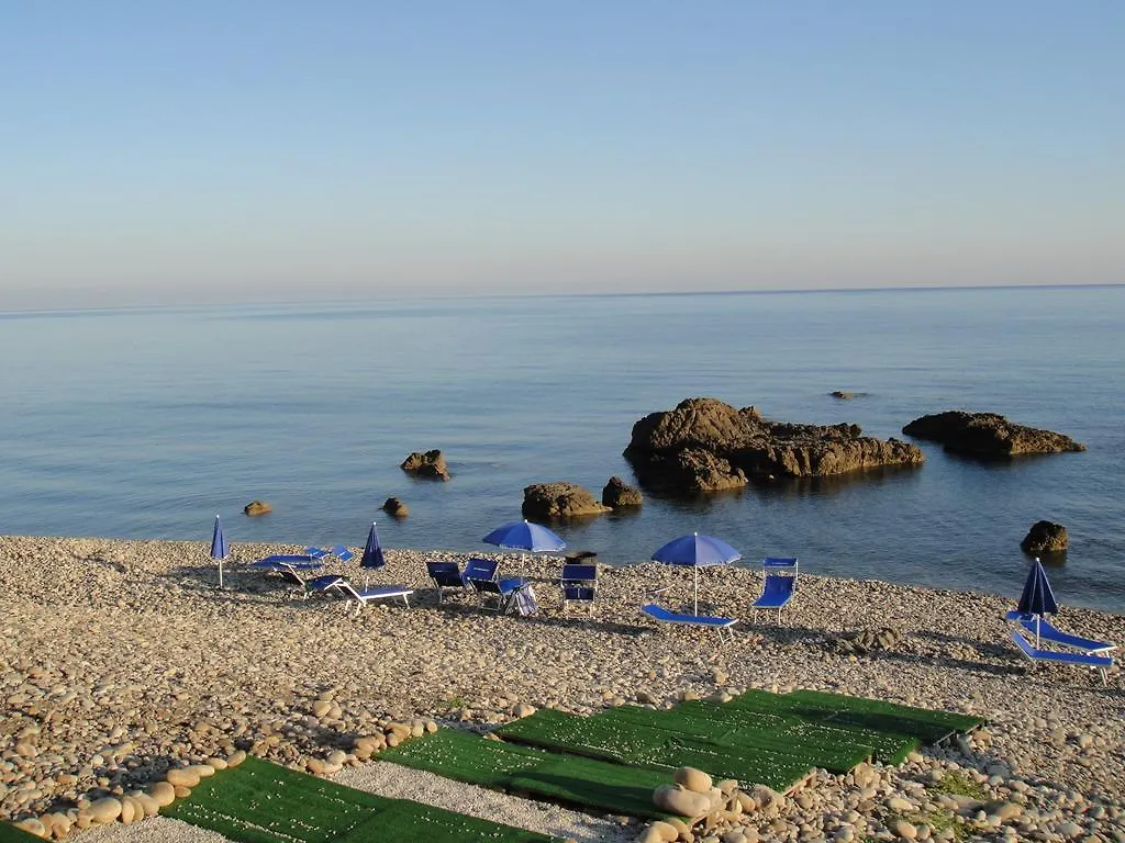 La Scogliera Blu Aparthotel Caronia