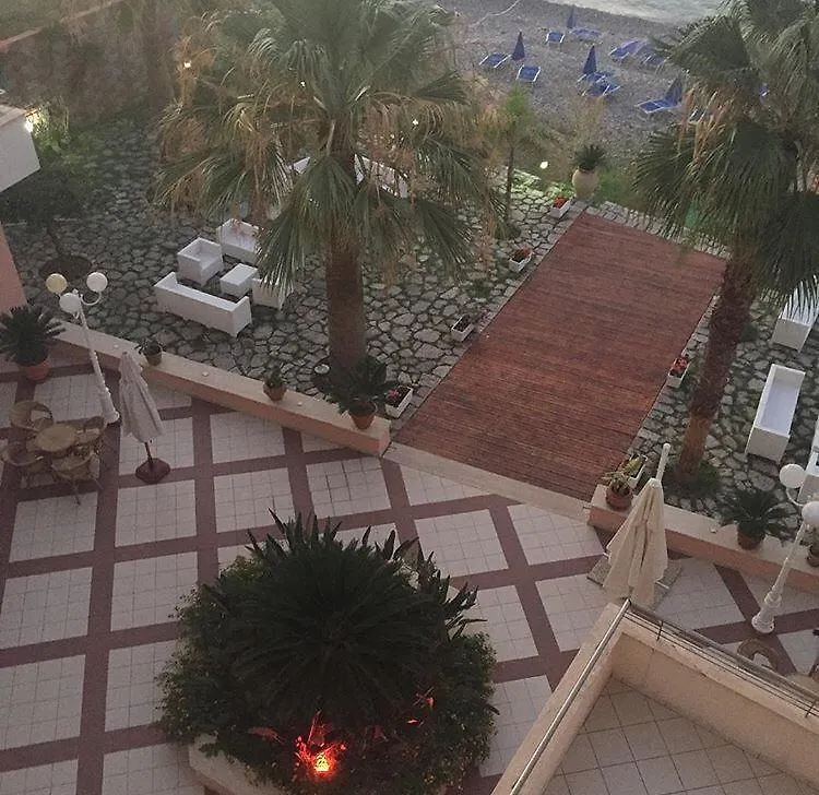 La Scogliera Blu Aparthotel Caronia