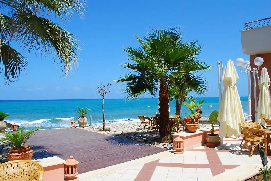 La Scogliera Blu Aparthotel Caronia