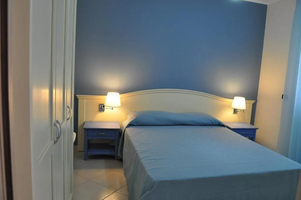 Aparthotel La Scogliera Blu à Caronia Italie