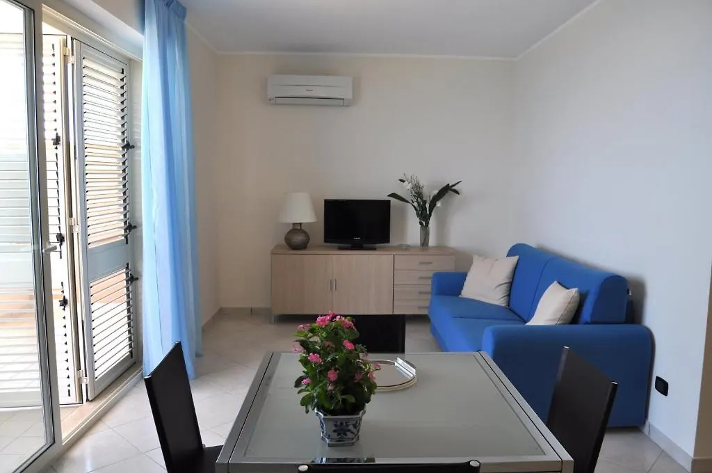 La Scogliera Blu Aparthotel Caronia